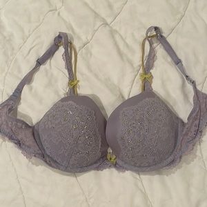 Victoria’s Secret Lace and Rhinestone Bra Dream Angels Push-up